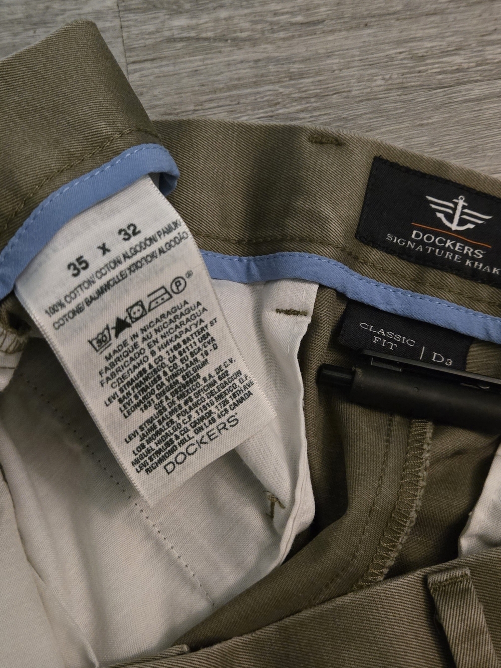 Dockers Men's Classic Fit Signature Khaki Pants Olive Green - 35 x 32 - Picture 5 of 5